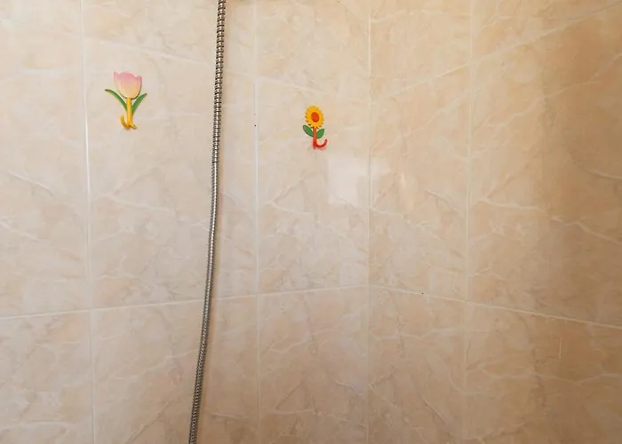 Beachside 3bdr Sea View And Pool Access Ain Sukhna