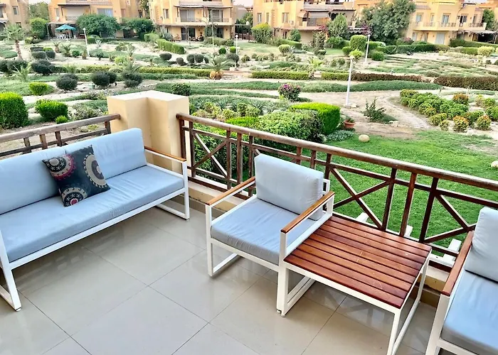 Apartment Beachside 3bdr Sea View And Pool Access Ain Sukhna